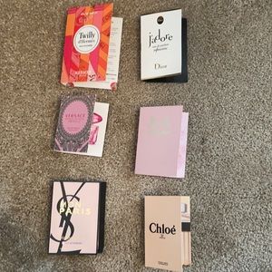 Fragrance sample bundle